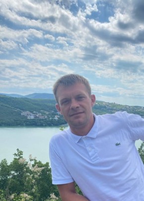 Максим Крапива, 37, Россия, Кабардинка