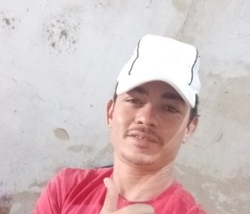 Victor Ferreira, 32, Fortaleza