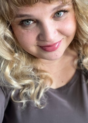Olga, 36, Russia, Sochi