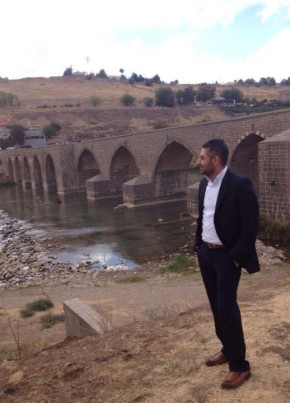 azadii, 41, Türkiye Cumhuriyeti, Diyarbakır