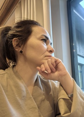 Ирина из Новосибирска 43 года