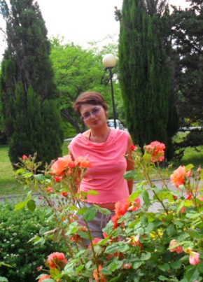 Нина, 62, Россия, Железногорск (Курская обл.)