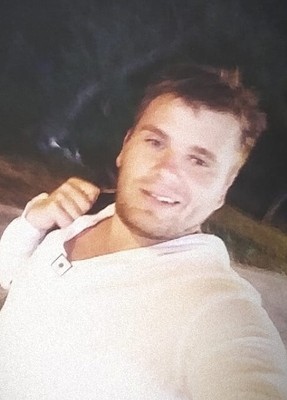 Александр, 34, Россия, Зеленогорск (Красноярский край)