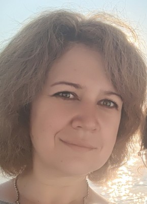 Анастасия из Новоаннинския 42 года