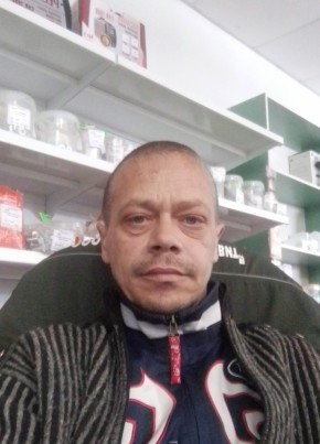 Анатолий из Ефремова 44 года