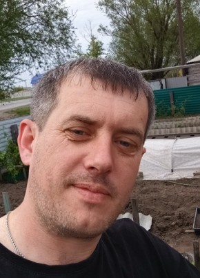Sergey, 35, Russia, Karasuk