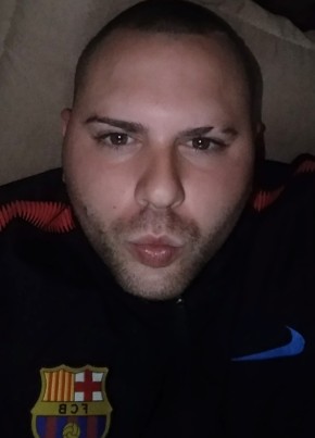 Truevass, 31, Estado Español, Granada