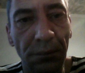 dimon, 55, Surrey