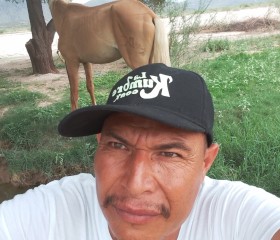 Victor manuel, 18, San Pedro