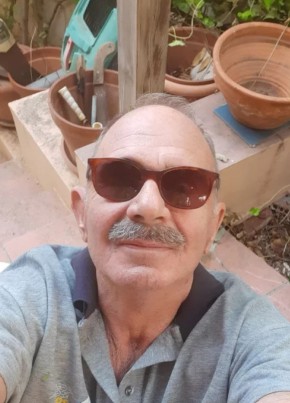 Stavros , 72, Ελληνική Δημοκρατία, Βούλα