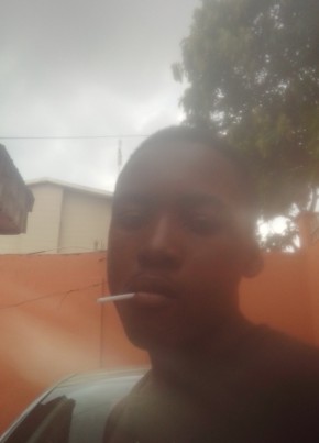 Laurant, 19, Republic of Cameroon, Yaoundé
