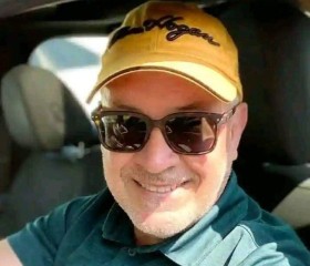 Henry, 59, Gaza