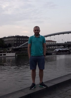 Артур, 33, Україна, Лубни