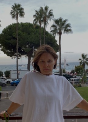 LV из Cannes 56 лет