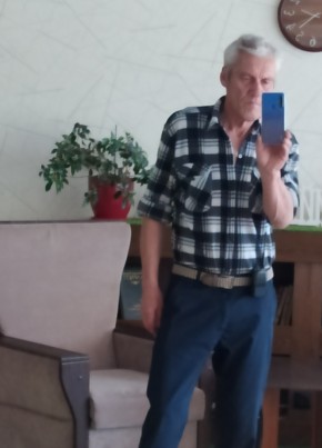  Michaels, 61, Russia, Shushenskoye