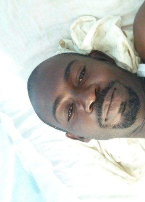 Kouman, 43, Liberia, Monrovia