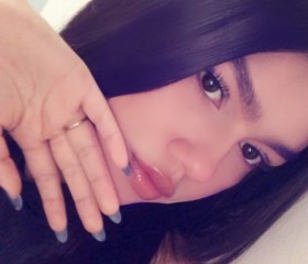 Nicol, 18, Canada de Gomez