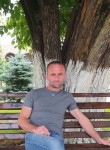 Zviadi, 40, Senak i
