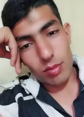 Mohamad Rahimi, 21, كِشوَرِ شاهَنشاهئ ايران, تِهران