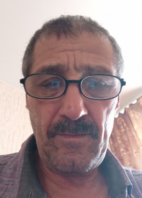 Паша из Мегиона 18 лет