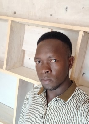 Kai из Kampala 26 лет