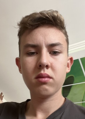 Иван из Чебоксары 18 лет