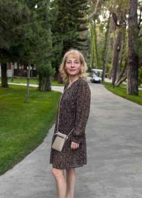 Elena, 52, Russia, Kirzhach