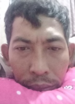 Romli, 36, Indonesia, Djakarta