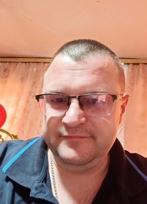 Николай из Новосибирска 44 года