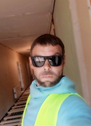 Алексей Корелин из Вельска 37 лет
