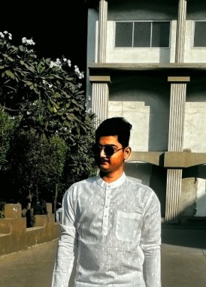 Sangam, 18, India, Surat