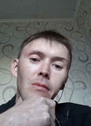 Максим, 33, Россия, Усинск