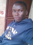 DENI VINYLZ, 23, Kampala
