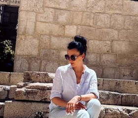 Nadin, 42, Rishon LeZiyyon
