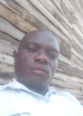 Wekoyela henry из Kampala 32 года