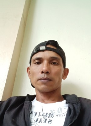 Rolando Valdez, 41, Pilipinas, Dumaguete