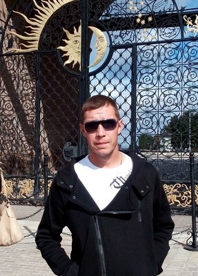 Виталий, 43, Россия, Менделеевск