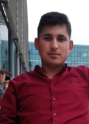 Hasan, 29, Türkiye Cumhuriyeti, Uşak