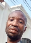 Gogbeu edmond, 35  , Abidjan
