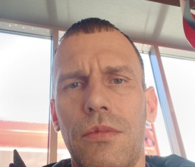 Petr, 41, Moscow