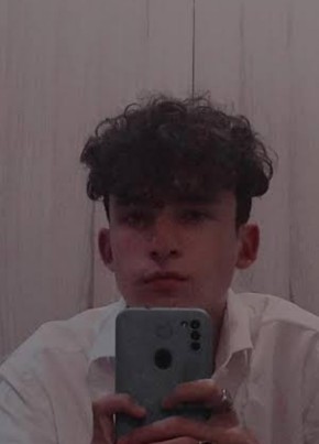 Lucas из Manáos 18 лет