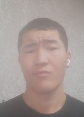 Кутя из Бишкека 19 лет