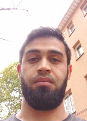 Shukhrat, 32, Russia, Moscow