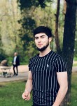 Farid, 22, Moscow