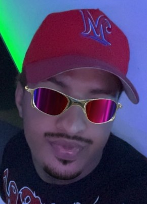 Luis Manuel suaz из Santo Domingo 21 год