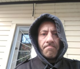 Viktor, 45, Washington D.C.