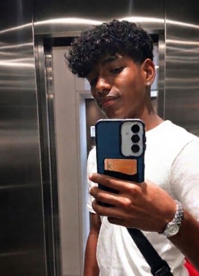 Roberto Carlos из Joinville 20 лет