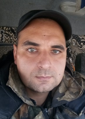 Павел, 40, Россия, Тула