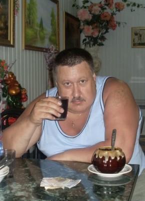 Юрий из Красноярска 59 лет