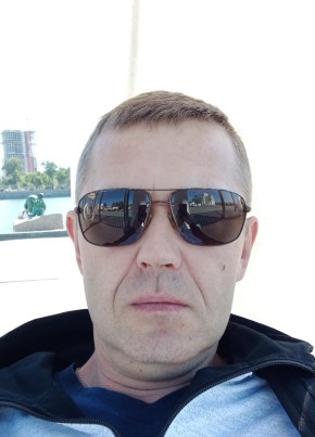 Иван, 41, Россия, Еманжелинский